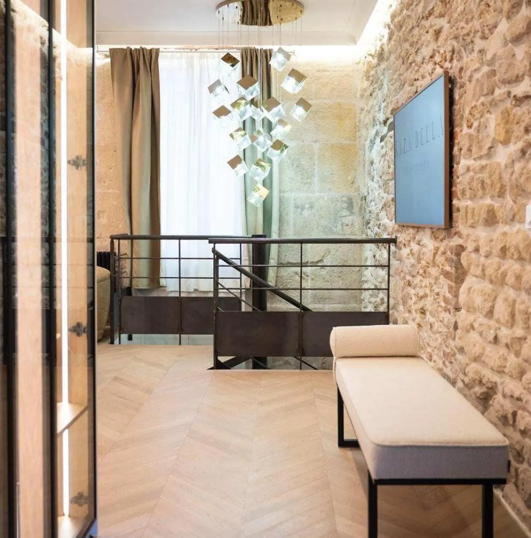 Kaza Bella - Marais Modern Flat With Small Pool Appartement