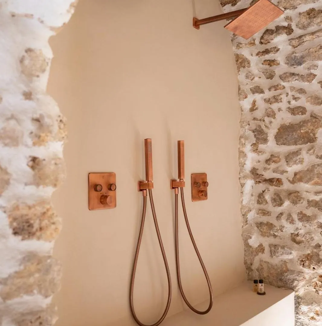 Kaza Bella - Marais Modern Flat With Small Pool Appartement